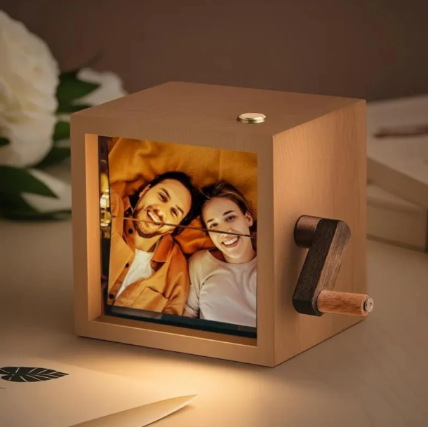 Custom Crank Photo Box