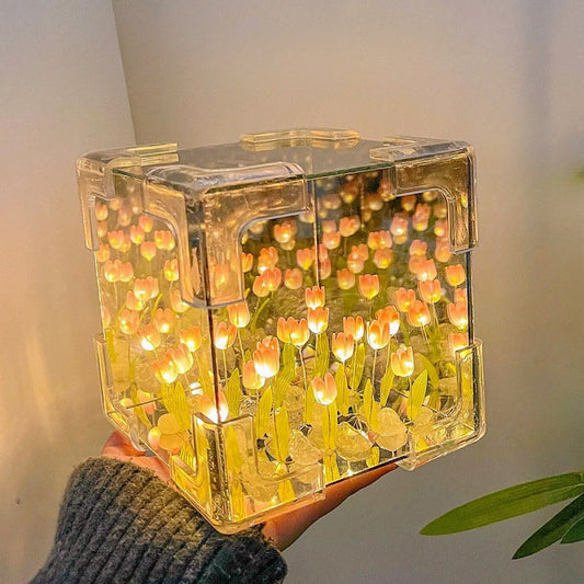 Magic Tulip Cube